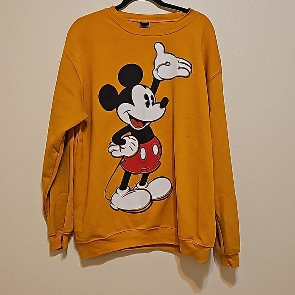 Mickey Mouse pullover size xl‎